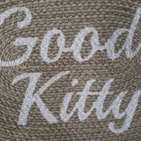 Brand New 100% Cotton Kitty Pet Bowl Mat - Picture 2 of 3